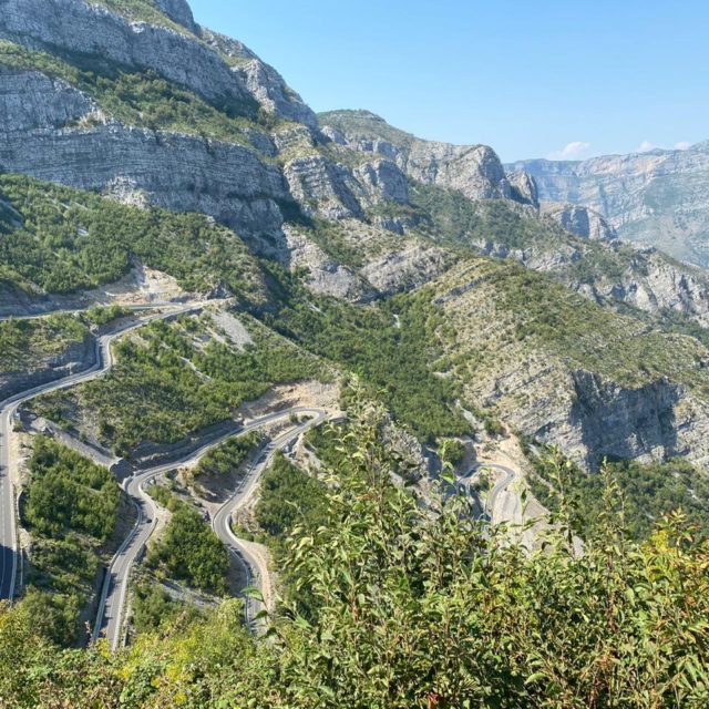 https://tourist-tours-albania.com/wp-content/uploads/2020/09/2-640x640.jpg