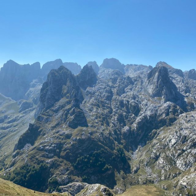 https://tourist-tours-albania.com/wp-content/uploads/2020/09/da2c9051-0eff-4b2b-a43b-72b936ba5046-640x640.jpg